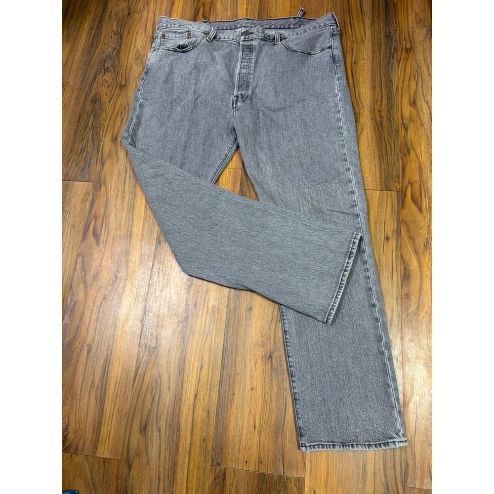 Levi's Mens W40 L32 Grey Straight Leg Jeans Zipper Fly Faded Denim